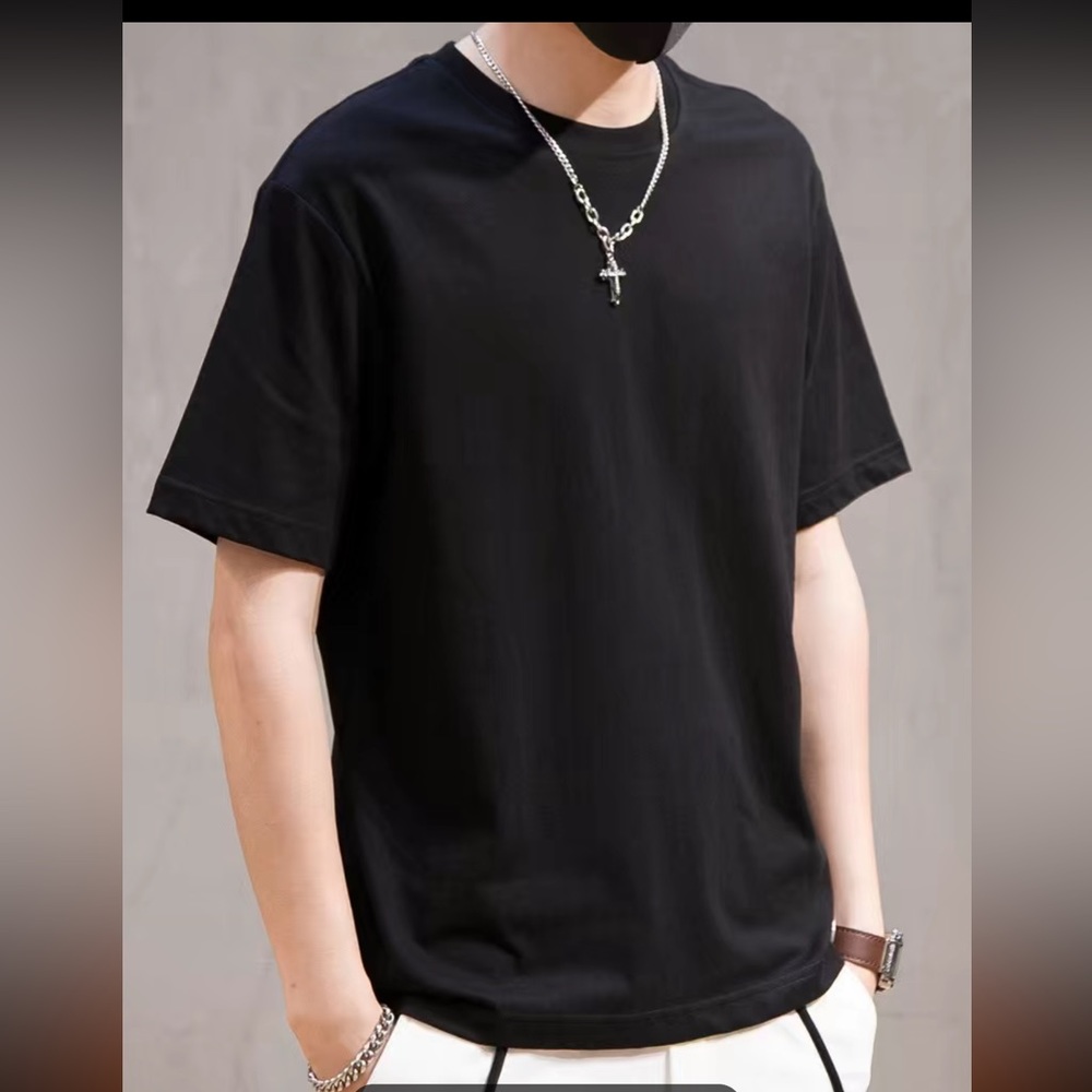 Men's Plain Black Round Neck Short Sleeve T-Shirt